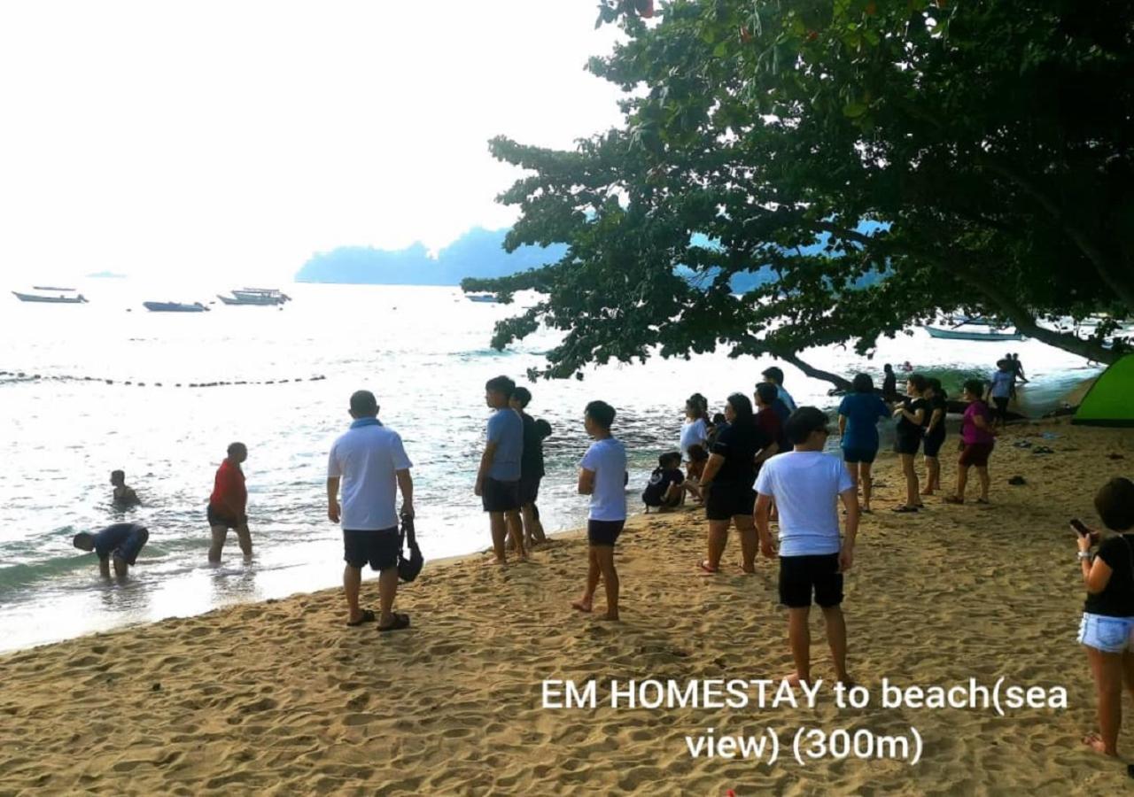 Em Homestay Pekan Pangkor ภายนอก รูปภาพ